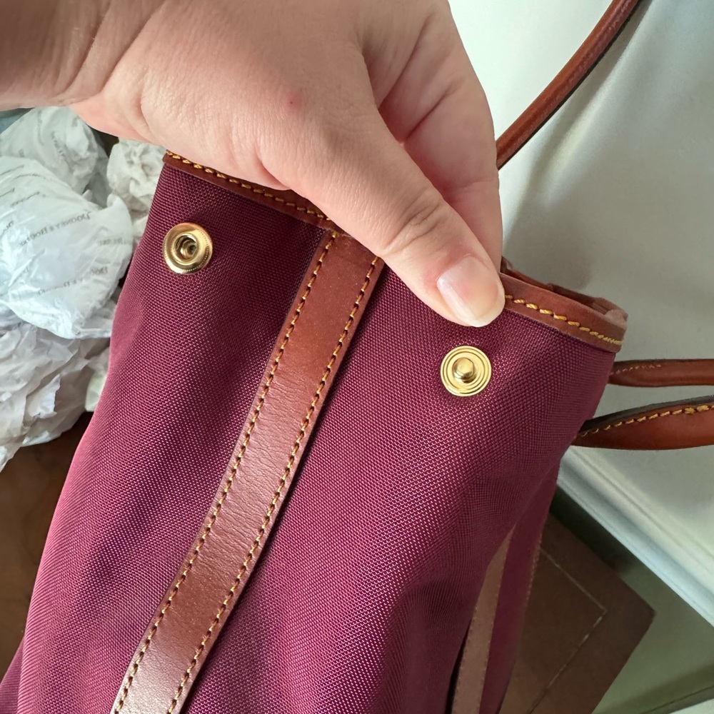 Dooney & Bourke Layla maroon Tote Double Leather Handle Tote Shoulder Bag - Picture 3 of 12